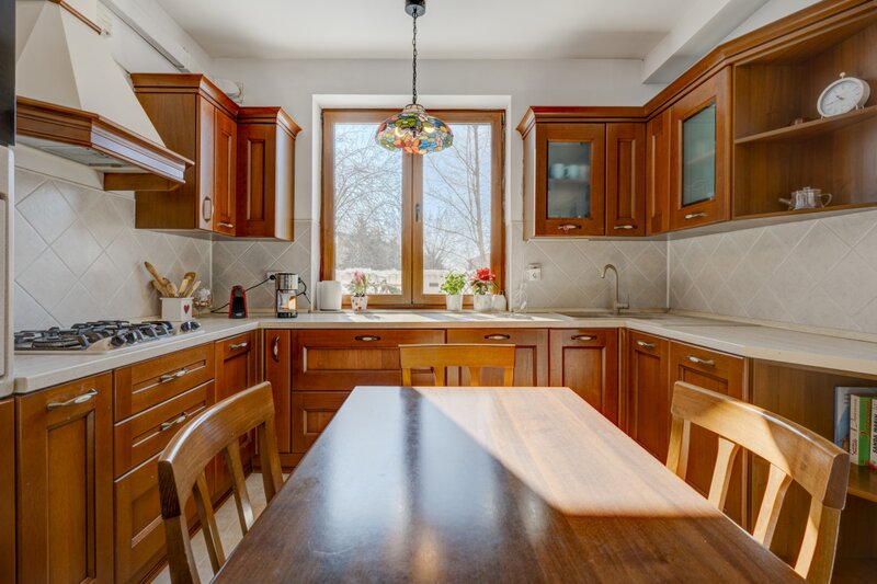 Prelungirea Ghencea - vila de inchiriat- Str. Funigeilor -comision 0 %